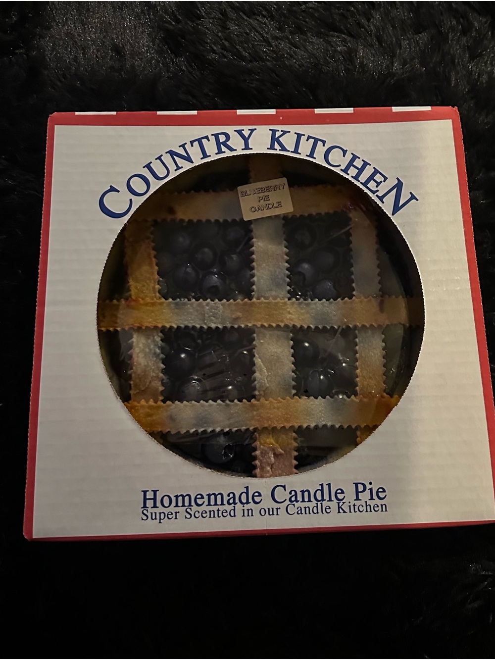 10” COUNTRY KITCHEN 4 WICK PIE CANDLES ( BLUEBERRY PIE )